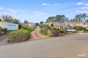 Photo 27- click for photo gallery